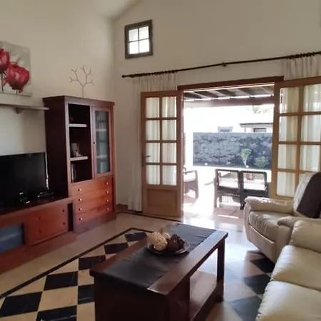 Bol-can Con Piscina Privada