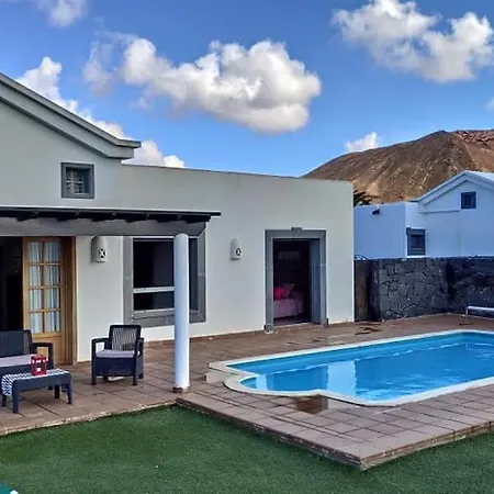 Bol-can Con Piscina Privada Βίλα *