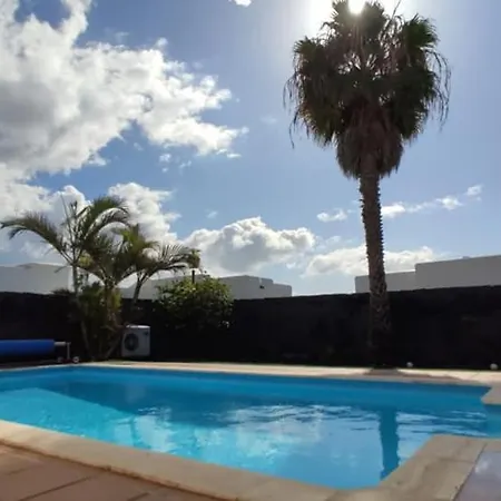 Bol-can Con Piscina Privada