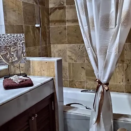 Bol-can Con Piscina Privada 플라야블랑카