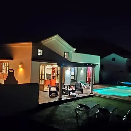 Bol-can Con Piscina Privada ヴィラ プラヤ・ブランカ