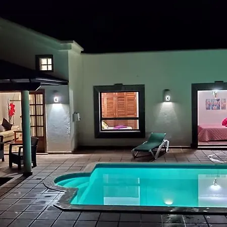 Bol-can Con Piscina Privada * 플라야블랑카