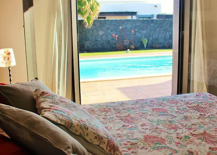 Bol-can Con Piscina Privada * بلايا بلانكا