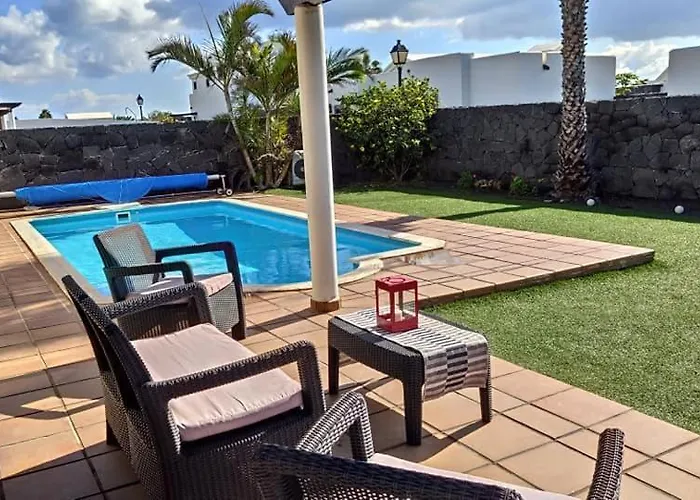 Bol-can Con Piscina Privada بلايا بلانكا