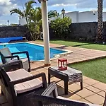 Bol-can Con Piscina Privada Playa Blanca (Lanzarote)