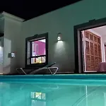 Bol-can Con Piscina Privada Villa Playa Blanca (Lanzarote)